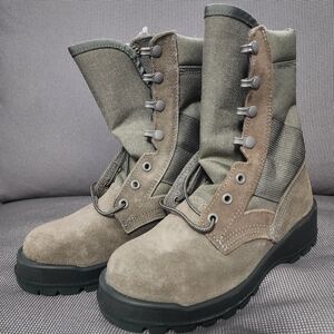 Thorogood combat boots Canvas 3.5 XW Steel toe Sage size 5.5 women
